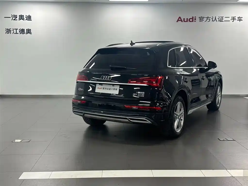 Audi Q5L 2022 — фото 4