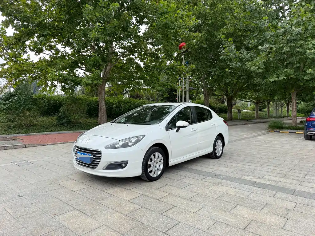 Peugeot 308 2016