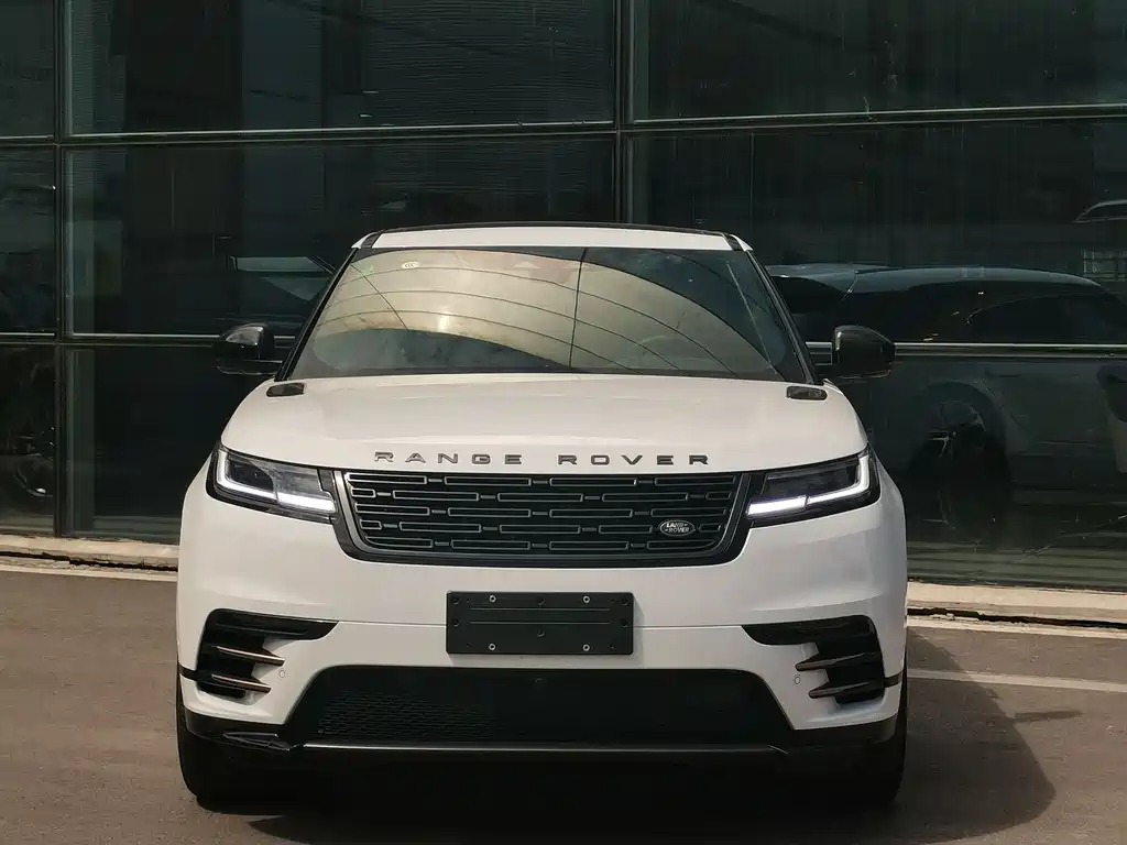 Land Rover Velar 2025 — фото 2