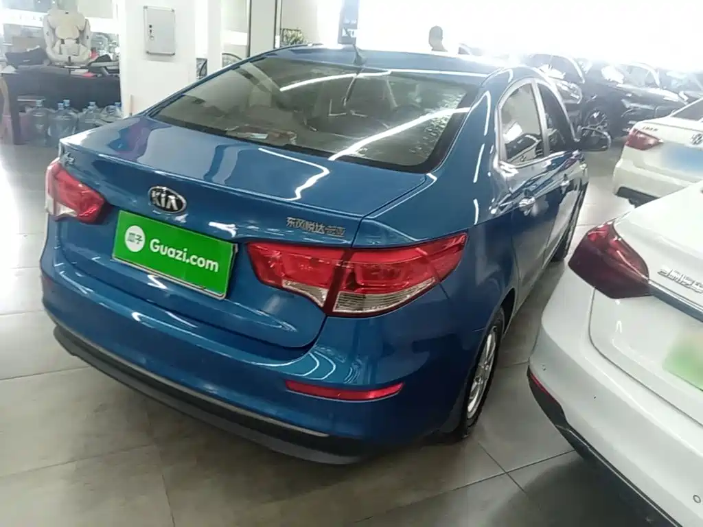 Kia K2 2015