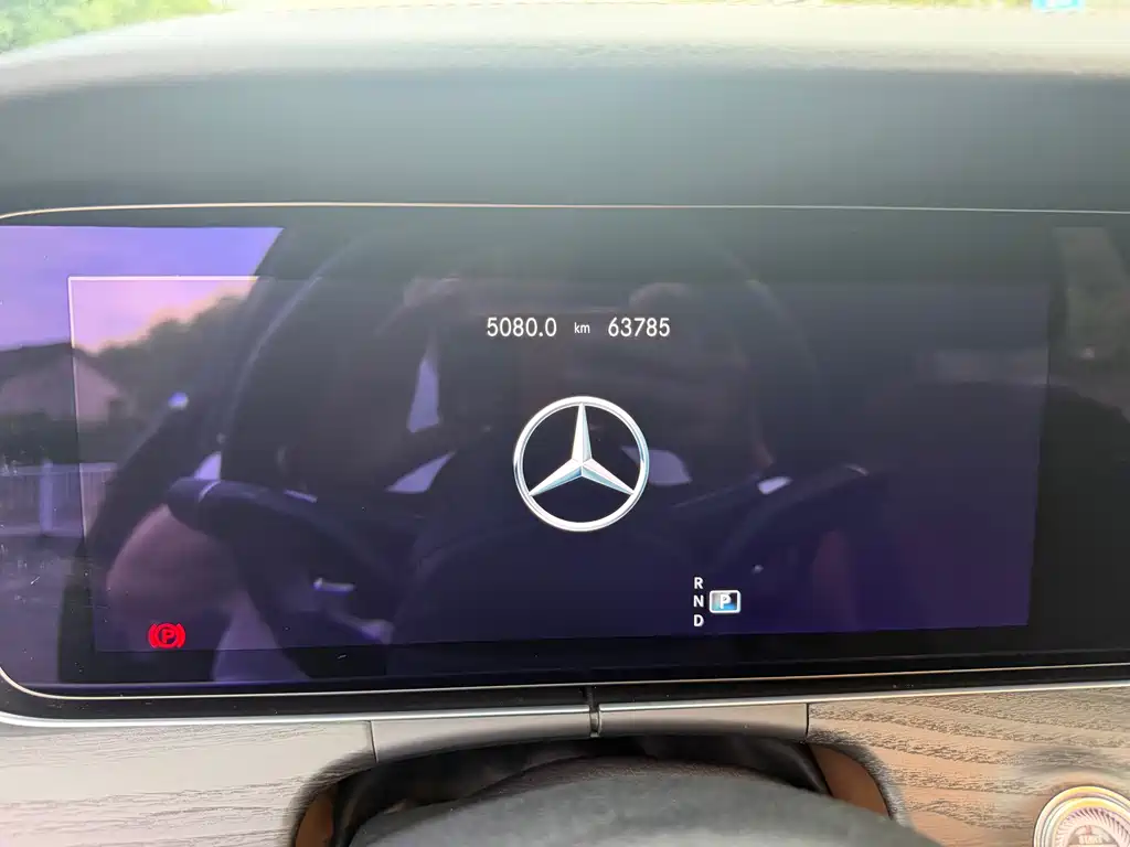 Mercedes-Benz E-Class 2023 — фото 13