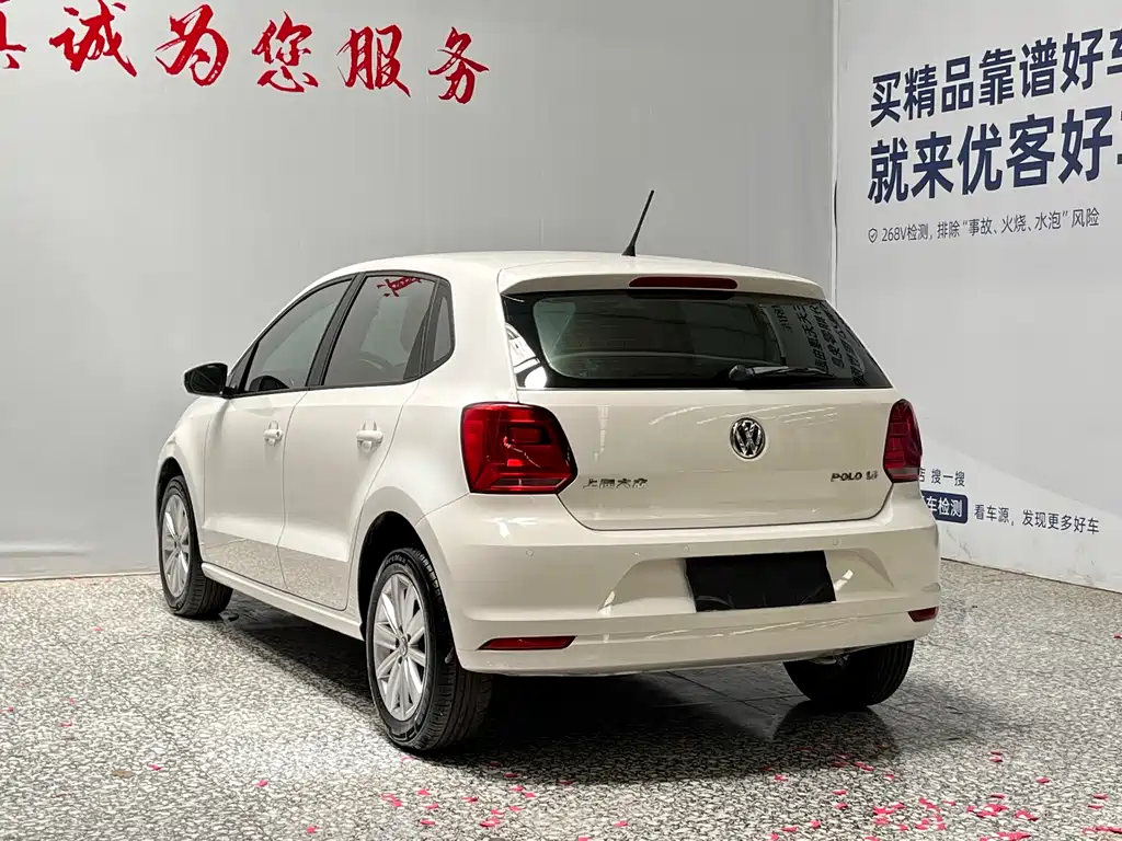 Volkswagen Polo 2015 — фото 15