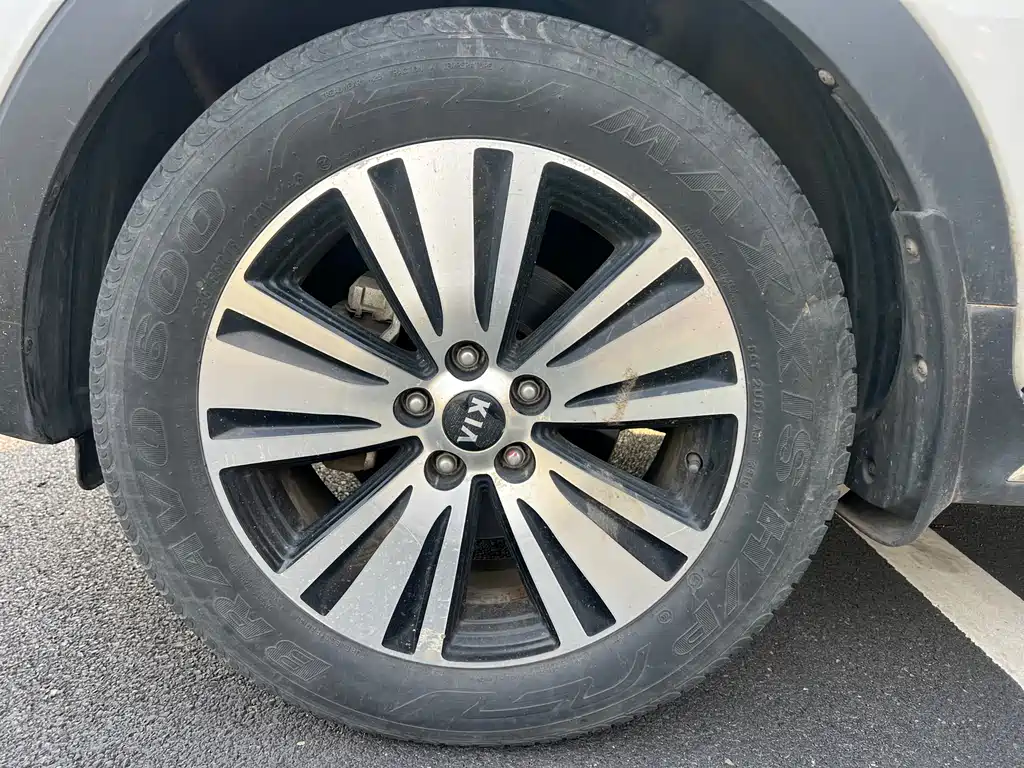Kia Sportage 2015 — фото 8
