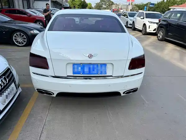 Bentley Flying Spur 2017