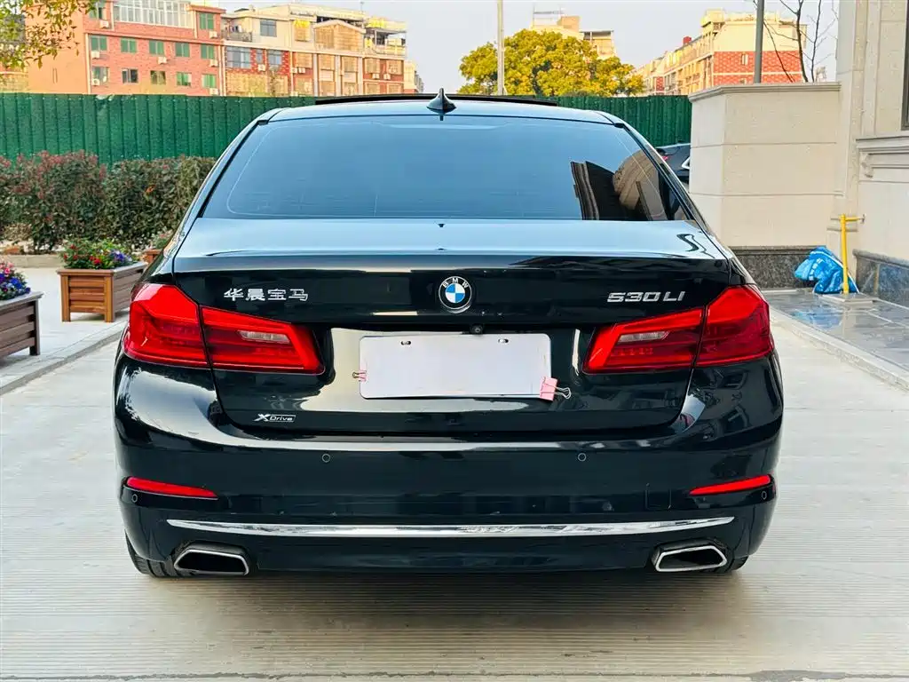 BMW 5 Series 2019