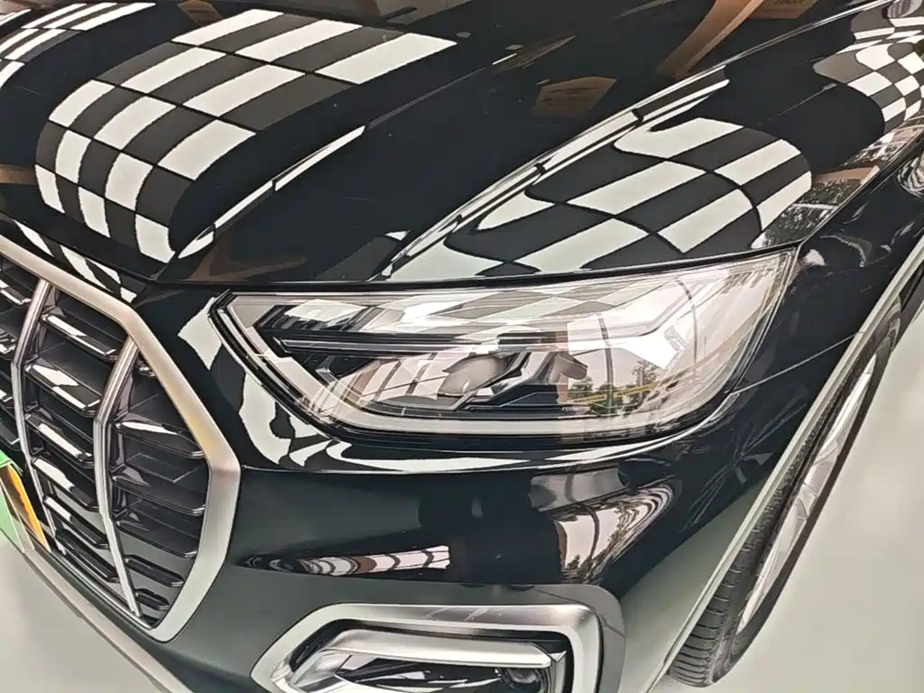 Audi Q5L 2023 — фото 24