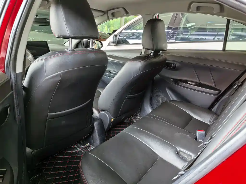 Toyota Vios 2015 — фото 8