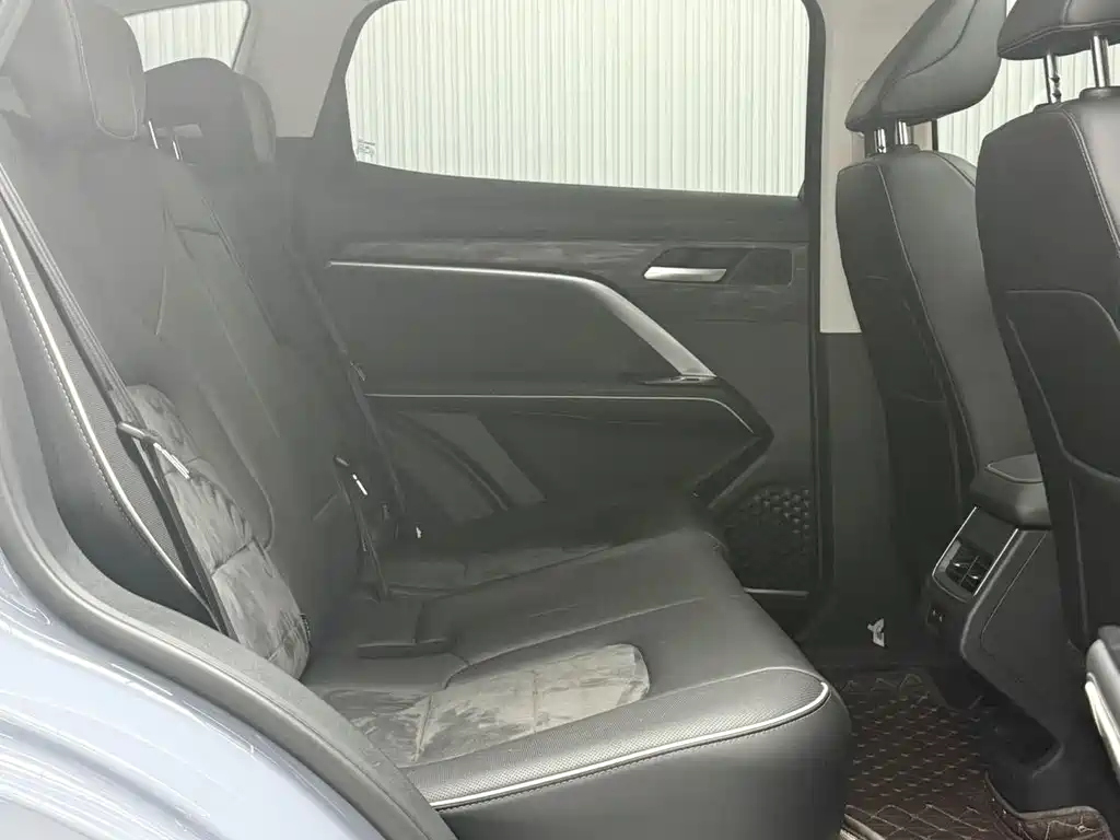 Haval H6 2023 — фото 11