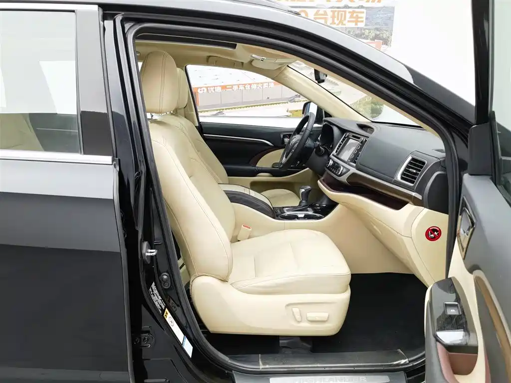 Toyota Highlander 2015 — фото 23