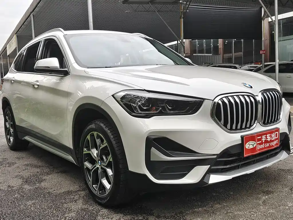 BMW X1 2022 — фото 3