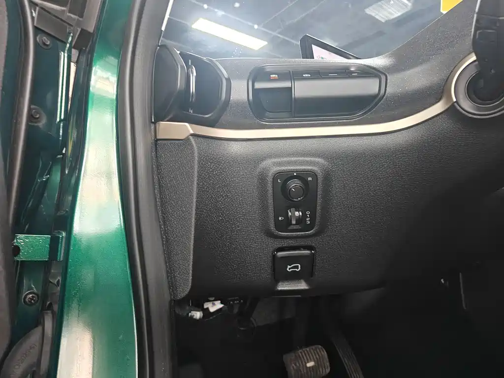 Baojun KiWi EV 2022 — фото 12