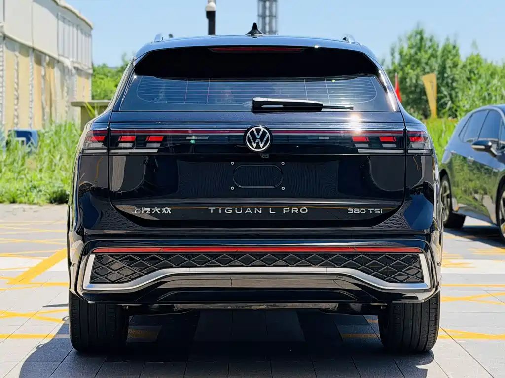 Volkswagen Tiguan L 2026
