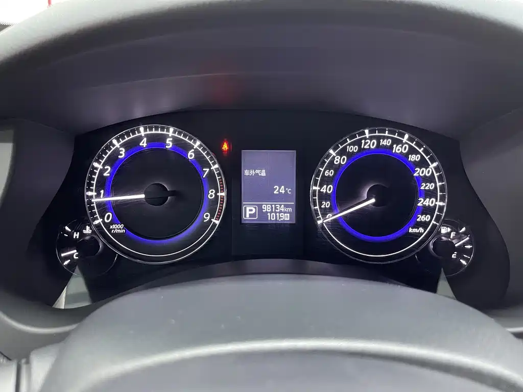 Infiniti QX50 2017 — фото 15