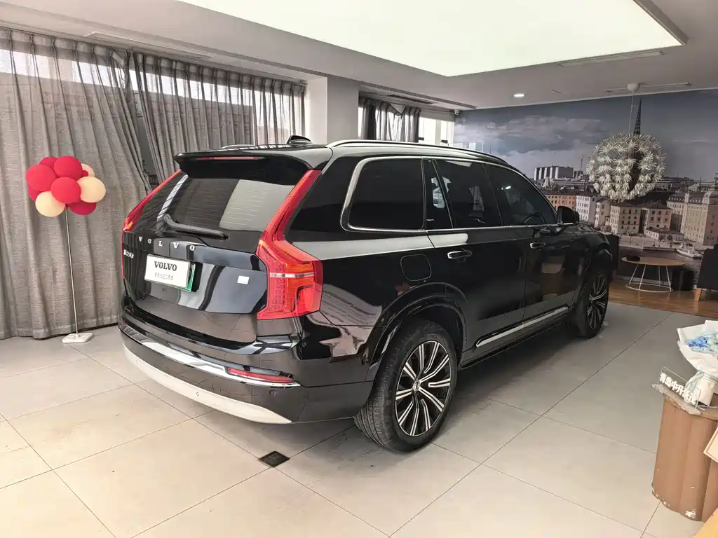 Volvo XC90 PHEV 2022 — фото 24
