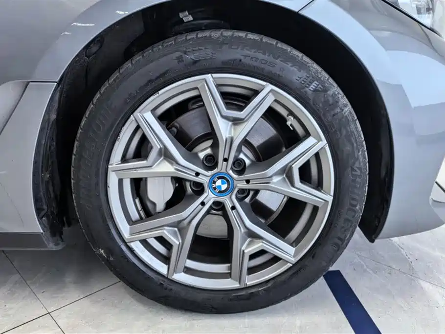BMW i3 2022