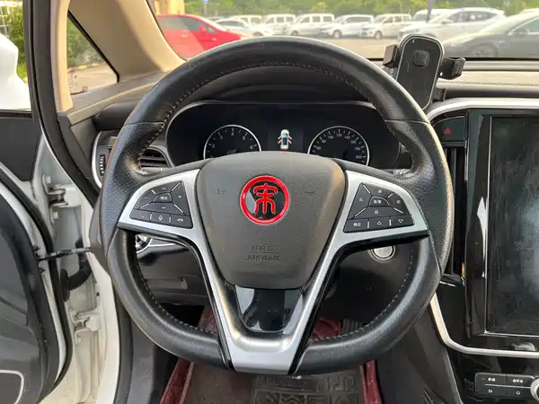 BYD Song MAX 2017
