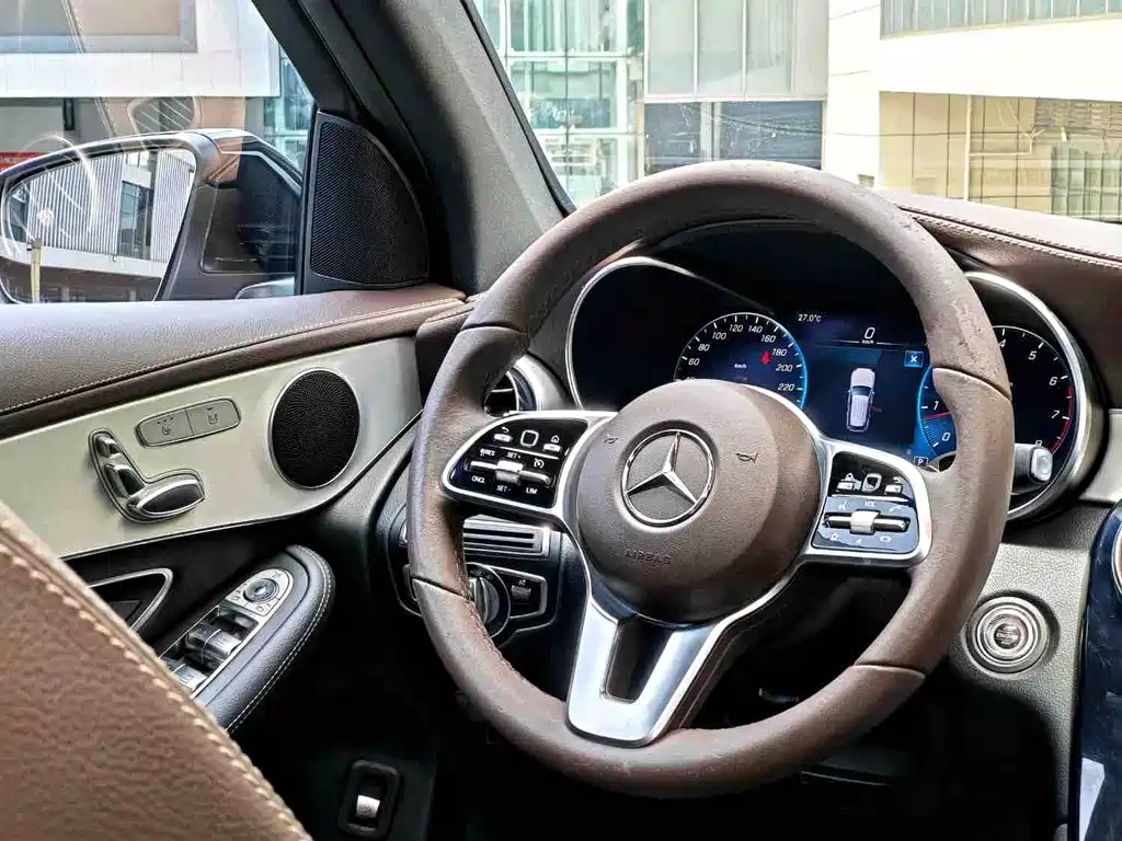Mercedes-Benz GLC 2022 — фото 14