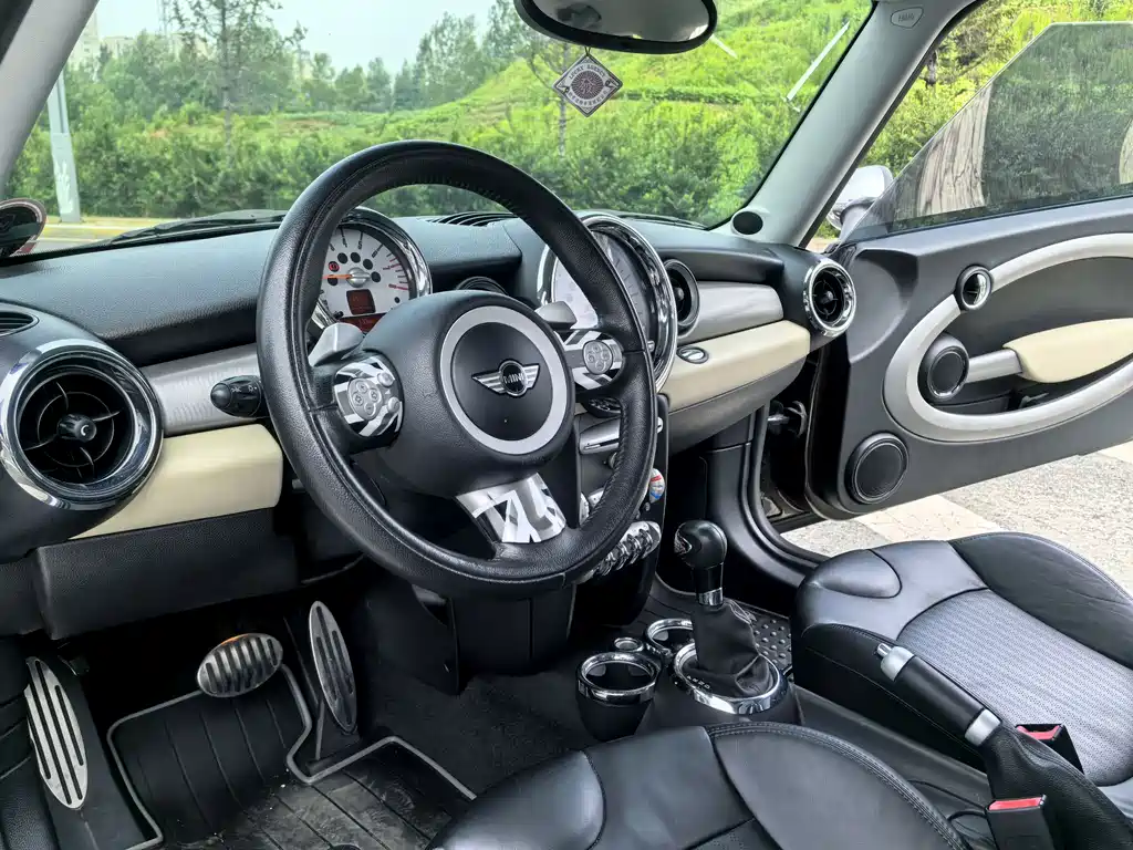 MINI Clubman 2009