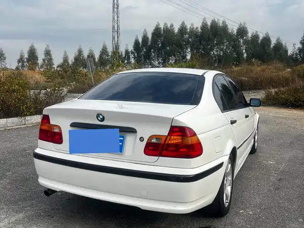 BMW 3 Series 2005