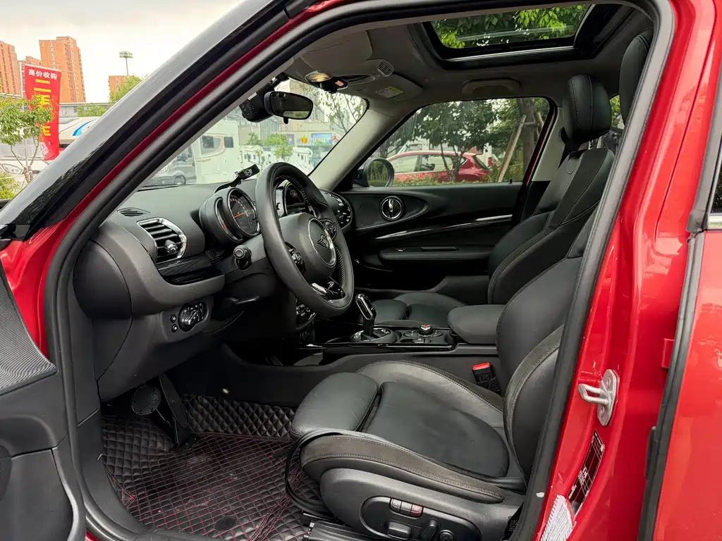 MINI Clubman 2019 — фото 10