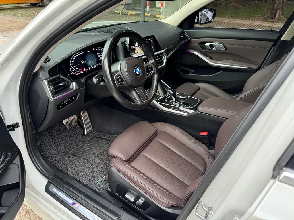 BMW 3 Series 2021 — фото 10