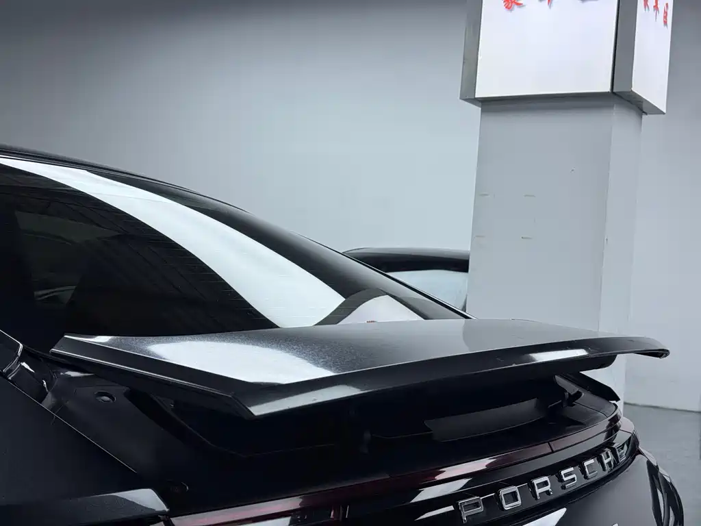 Porsche Panamera 2018 — фото 27