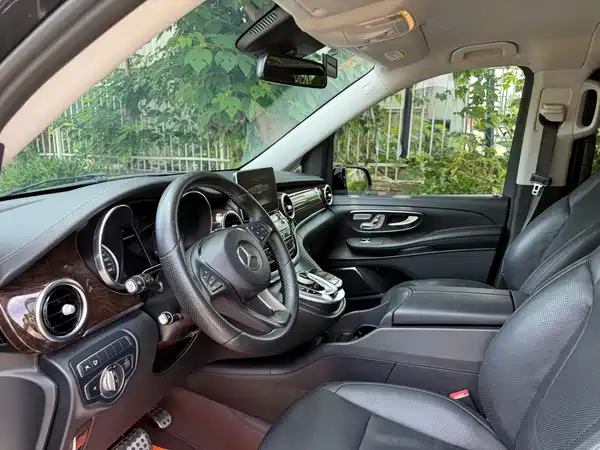 Mercedes-Benz V-Class 2017