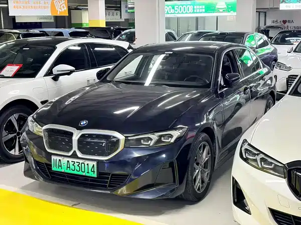 BMW i3 2023