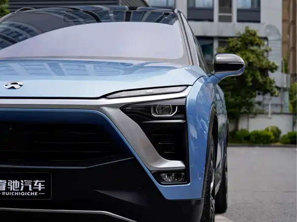 NIO ES8 2018