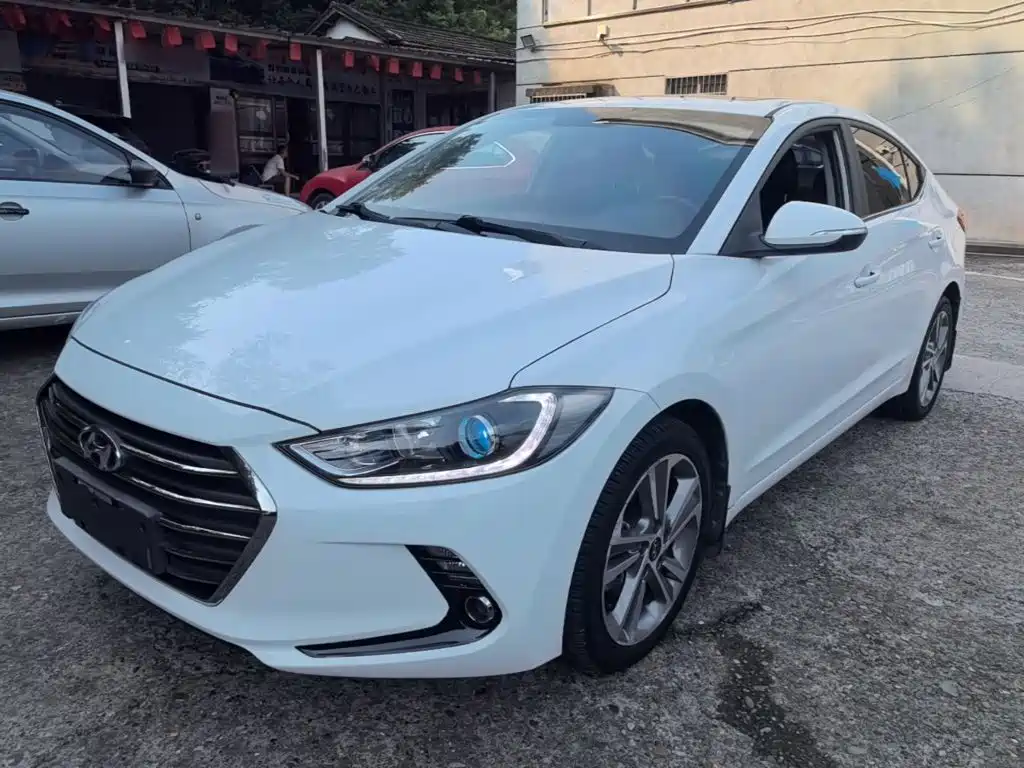 Hyundai Celesta 2017 — фото 2