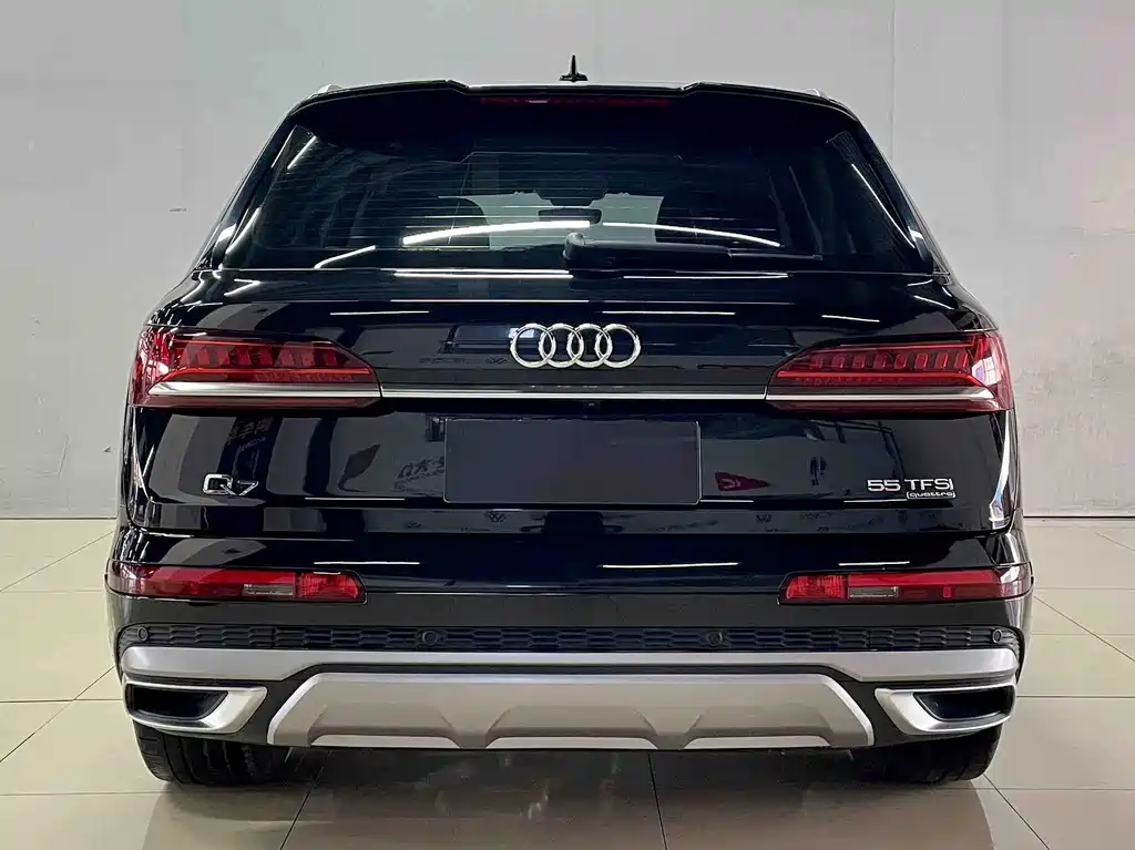 Audi Q7 2023 — фото 4