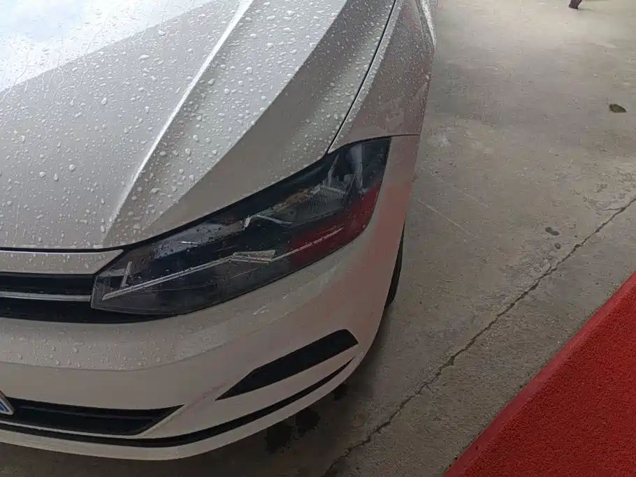 Volkswagen Polo 2021