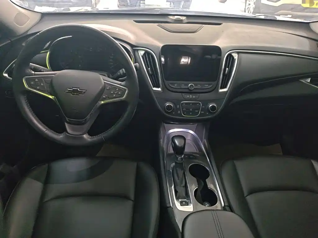 Chevrolet Malibu XL 2022 — фото 10