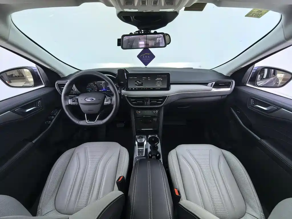 Ford Edge 2021 — фото 15