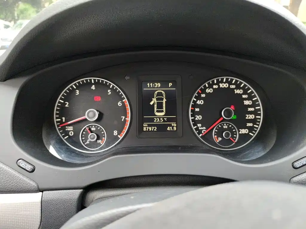 Volkswagen Sagitar 2015