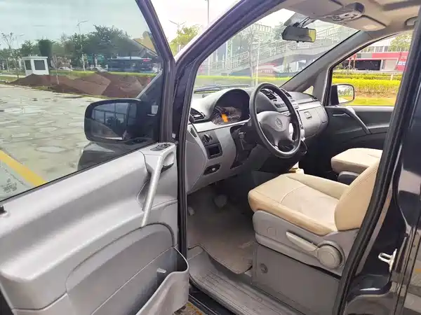 Mercedes-Benz Vito 2012