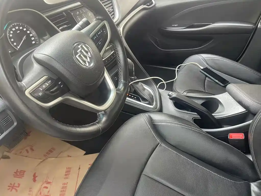 Buick Excelle 2021