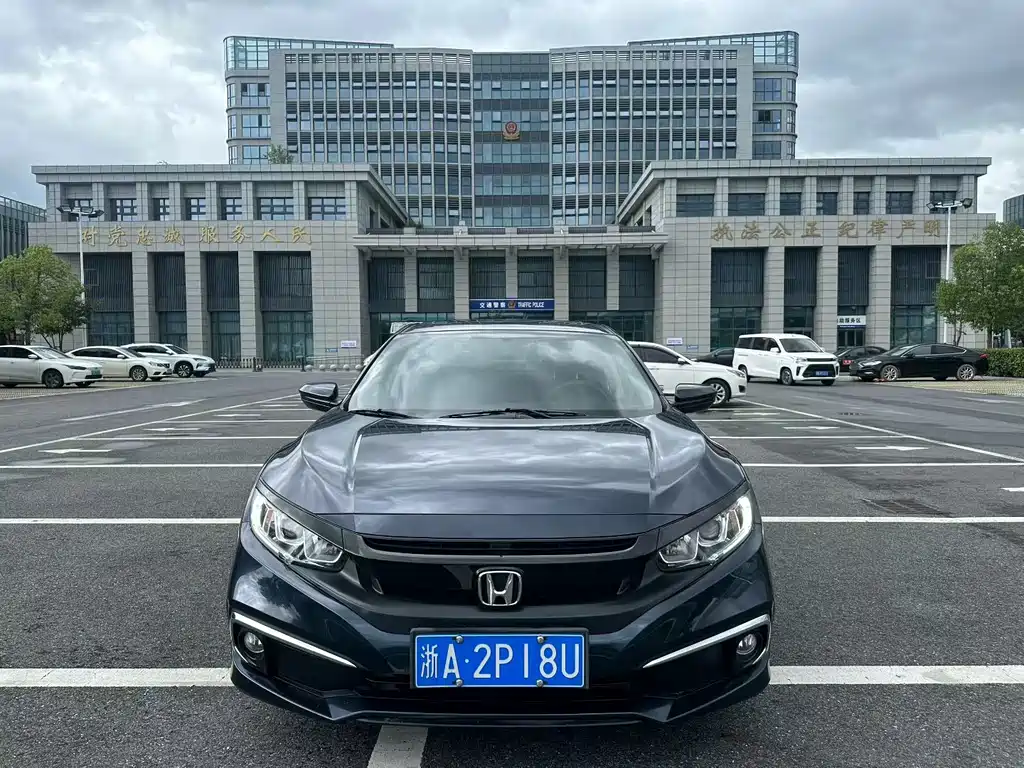 Honda Civic 2020 — фото 2