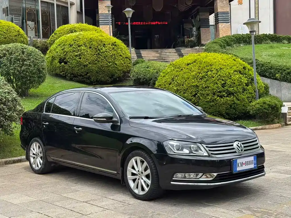 Volkswagen Magotan 2012