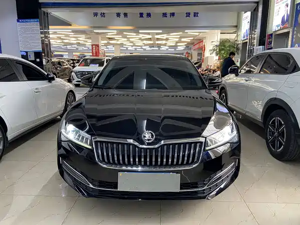Skoda Superb 2022