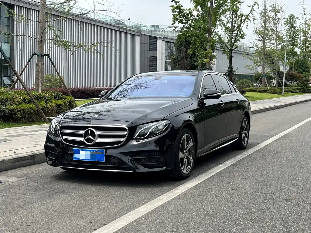 Mercedes-Benz E-Class 2018