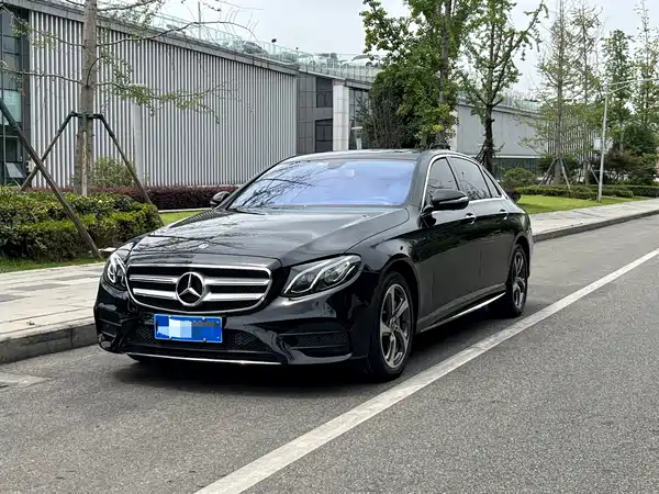 Mercedes-Benz E-Class 2018