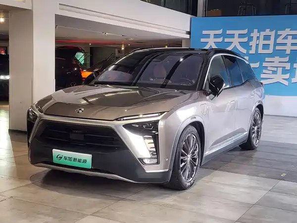 NIO ES8 2022