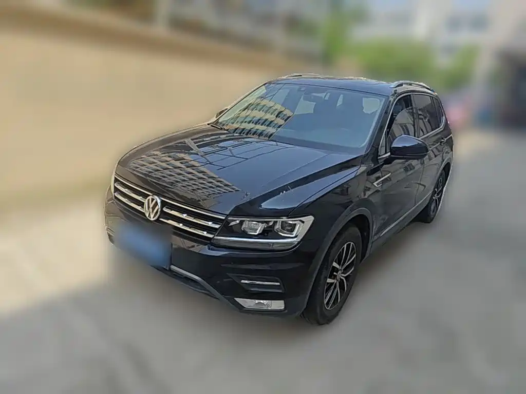 Volkswagen Tiguan L 2018 — фото 2