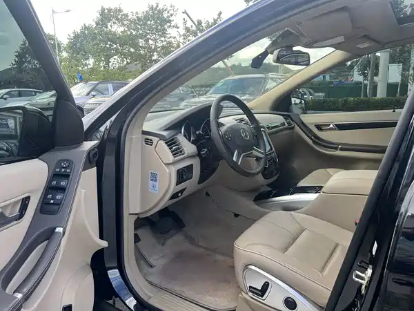Mercedes-Benz R-Class 2017
