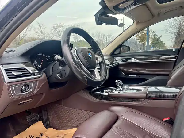 BMW 7 Series 2016