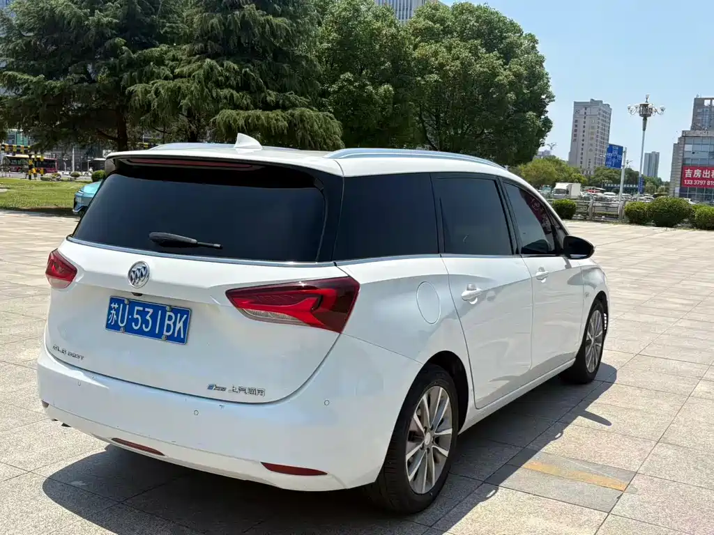 Buick GL6 2022