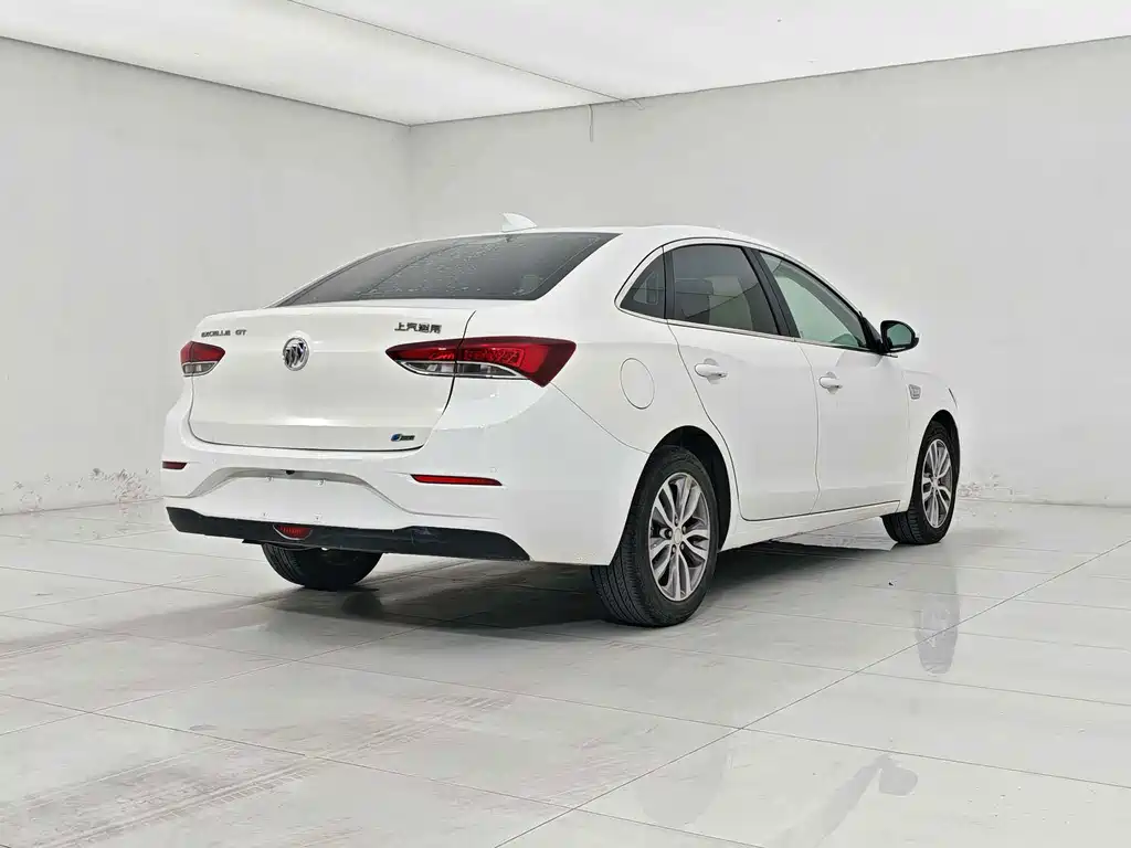 Buick Excelle 2022 — фото 22