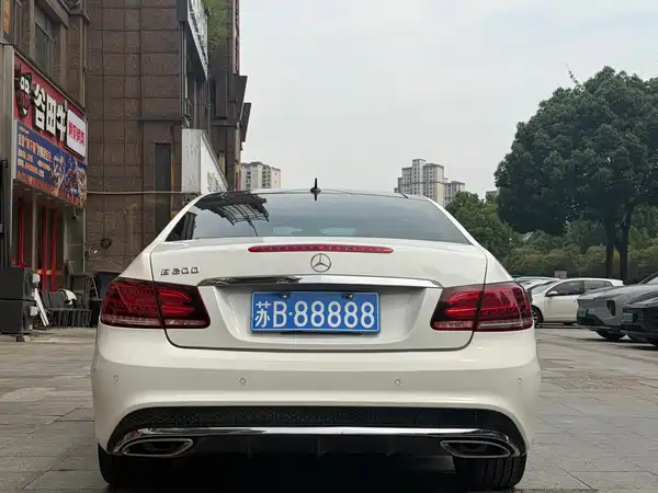 Mercedes-Benz E-Class 2014