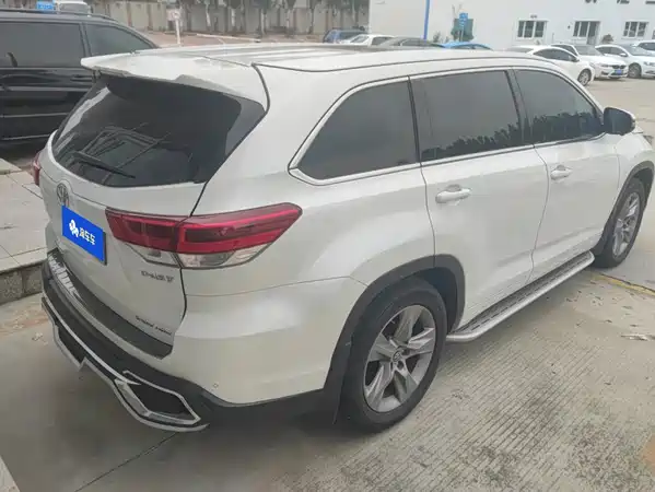 Toyota Highlander 2018
